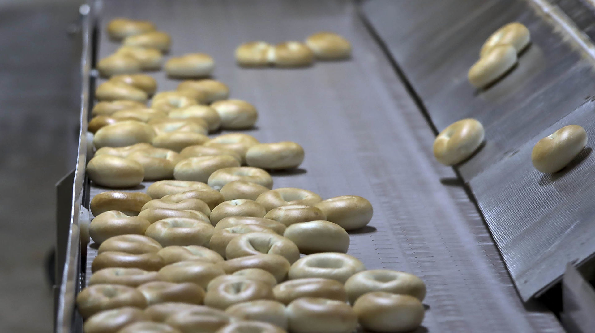 A bagel is born: next stop, slicer